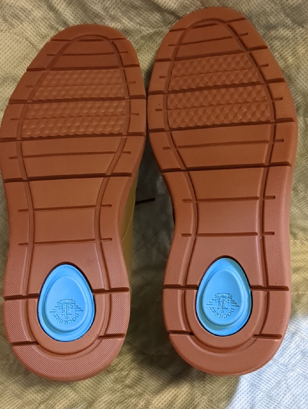 Dockers Tan Chukka Boots with Brown Accents - Picture 5 of 16